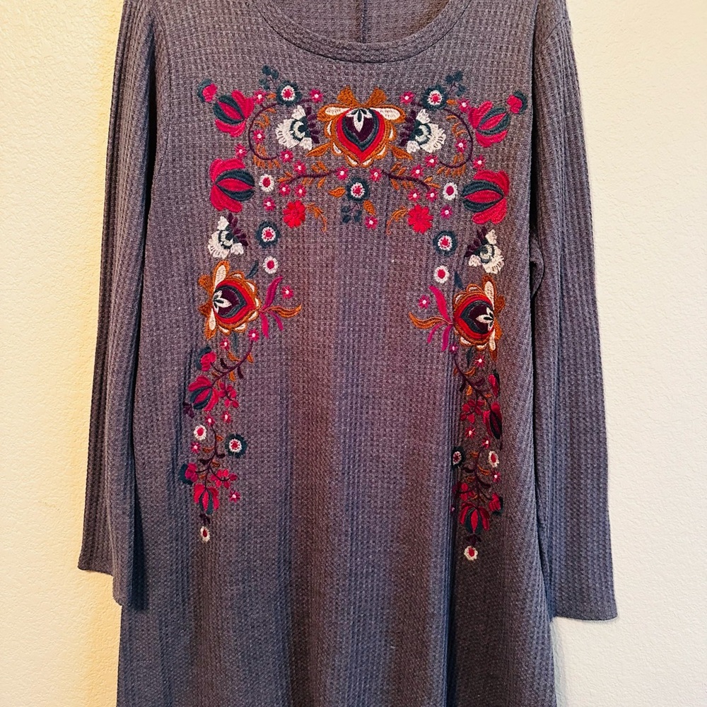 Umgee Gray Long Sleeve Dress with Floral Embroidery